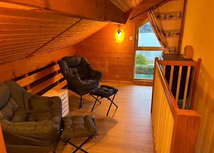 Joli Duplex Sur La Rive Du Lejlighed